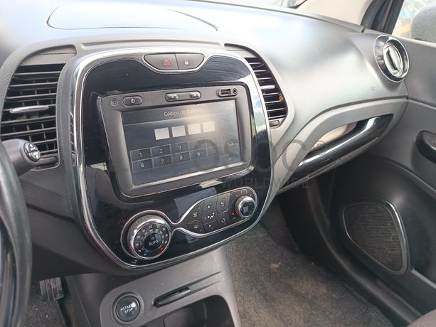Renault Captur 1.5 DCI Sport · Ano 2013