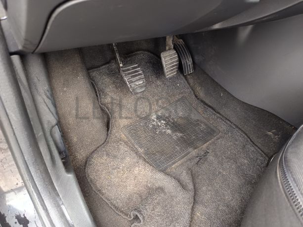 Renault Captur 1.5 DCI Sport · Ano 2013