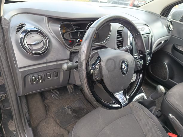 Renault Captur 1.5 DCI Sport · Ano 2013
