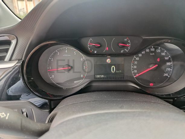 Opel Corsa · Ano 2022