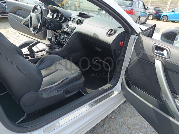 Peugeot RCZ · Ano 2011