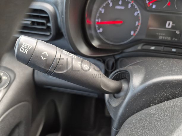 Opel Combo · Ano 2022