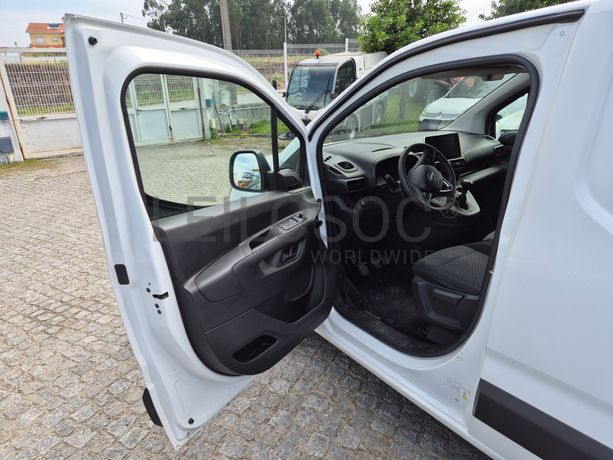 Opel Combo · Ano 2022