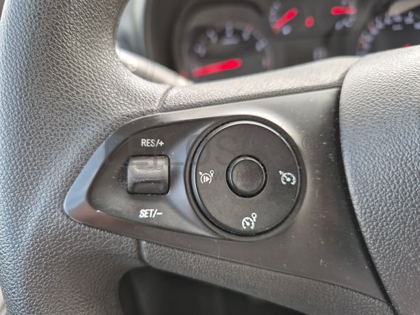 Opel Combo · Ano 2022