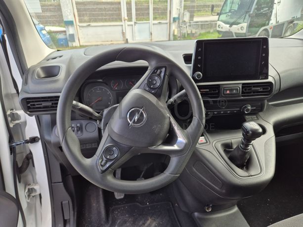Opel Combo · Ano 2022