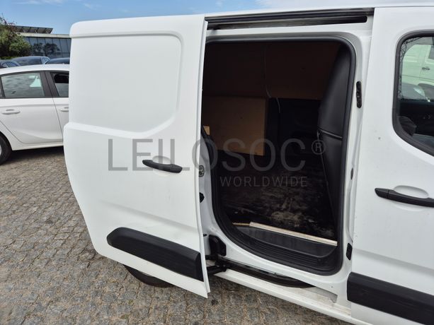 Opel Combo · Ano 2022