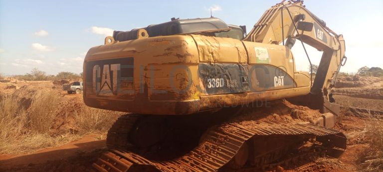 Escavadora giratória Caterpillar 336D
