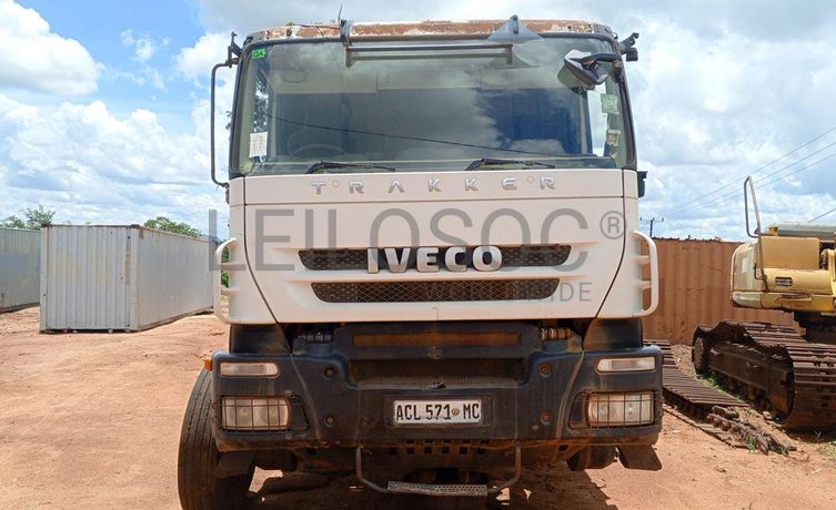 Camião Cisterna - Iveco TRAKKER