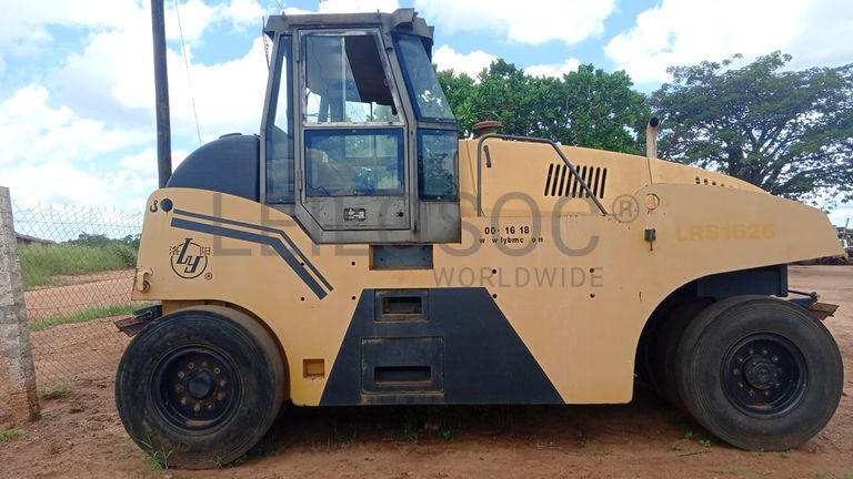 Rolo Compactador SINOMACH LRS1626