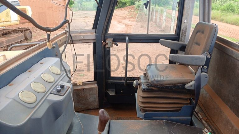 Rolo Compactador SINOMACH LRS1626