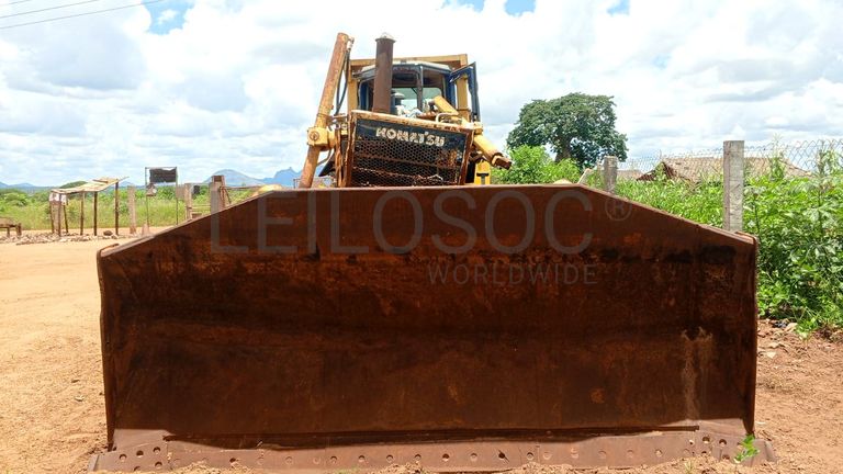 Bulldozer Komatsu D85EX