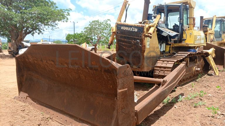 Bulldozer Komatsu D85EX
