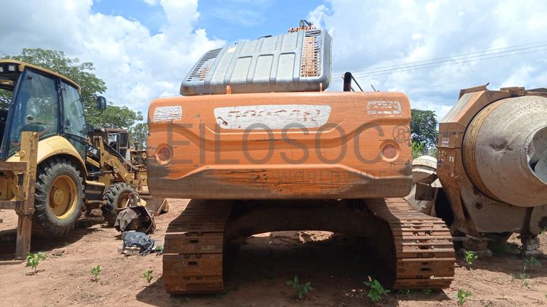 Escavadeira Doosan