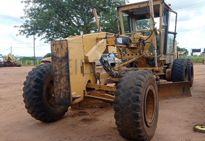 Motoniveladora CAT 140K