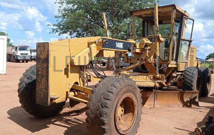 Motoniveladora CAT 140K
