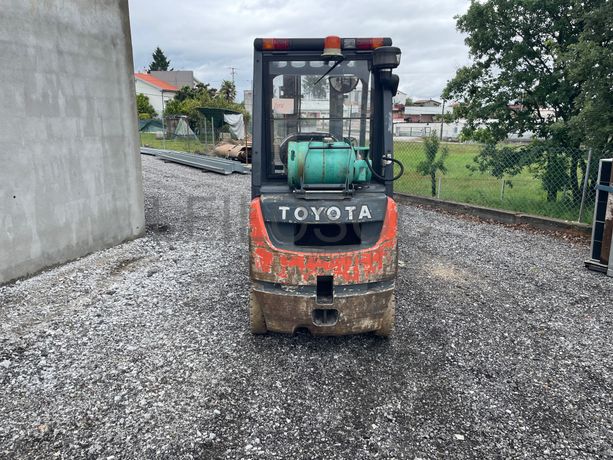 Empilhador a Gás Toyota 028FGF18