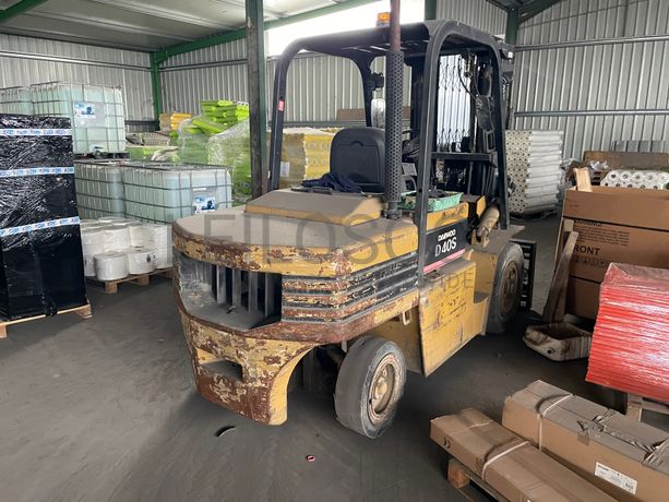 Empilhador a Diesel Daewoo D40S