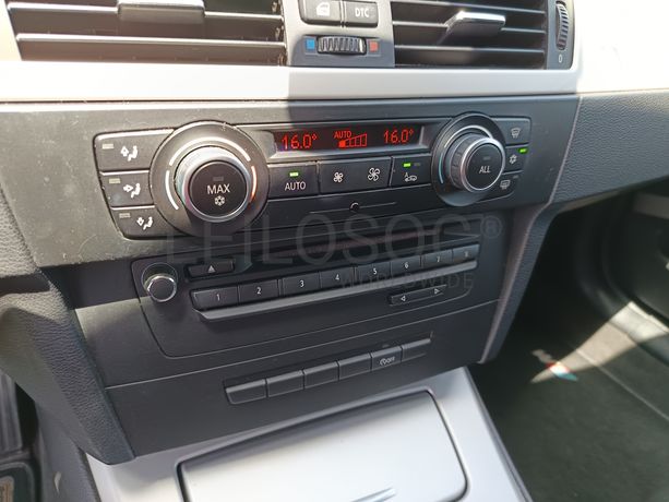 BMW 320D LCI Touring Navigation · Ano 2010