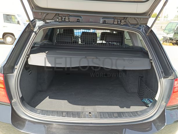 BMW 320D LCI Touring Navigation · Ano 2010