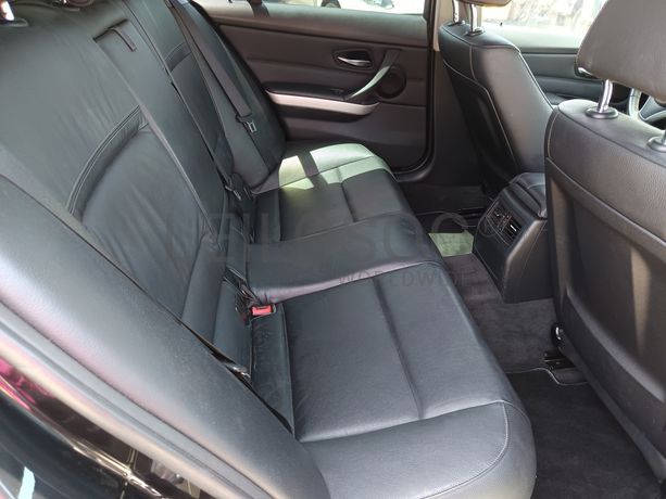 BMW 320D LCI Touring Navigation · Ano 2010