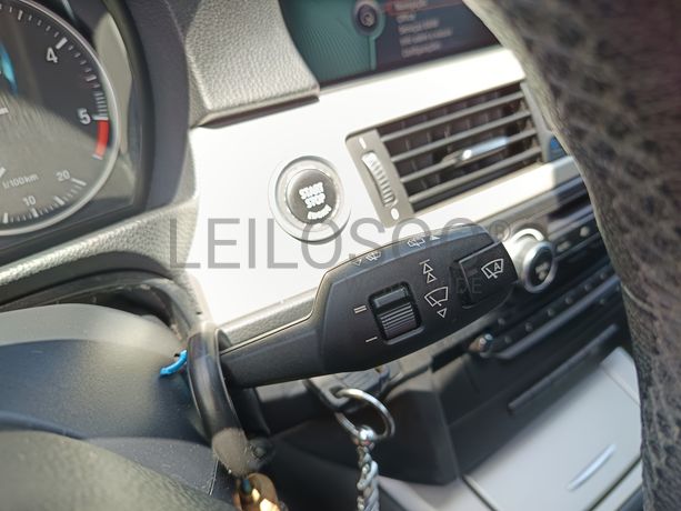 BMW 320D LCI Touring Navigation · Ano 2010