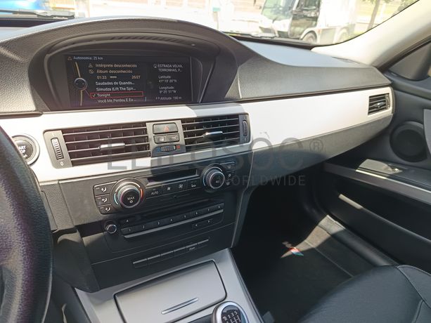 BMW 320D LCI Touring Navigation · Ano 2010