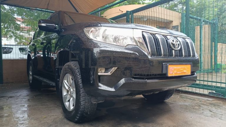 Toyota Landcruiser Prado