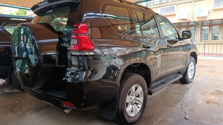 Toyota Landcruiser Prado