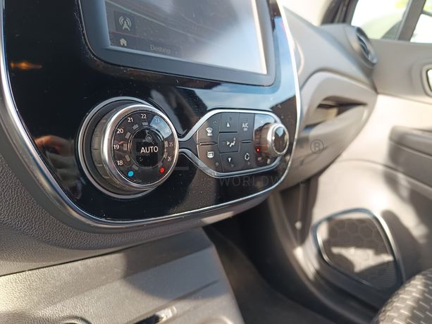 Renault Captur · Ano 2017
