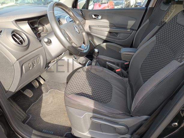 Renault Captur · Ano 2017