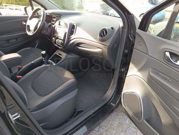 Renault Captur · Ano 2017