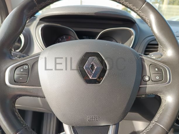 Renault Captur · Ano 2017