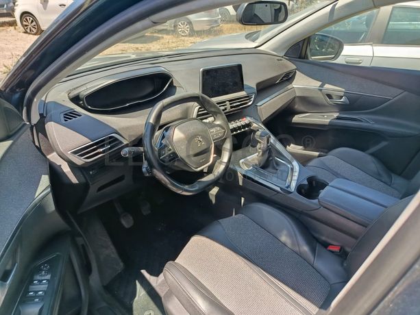 Peugeot 5008 · 7 Lugares · Ano 2019