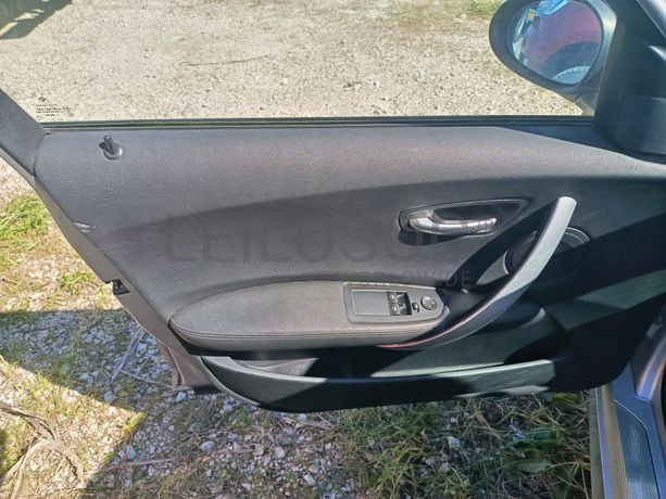BMW 116d · Ano 2010