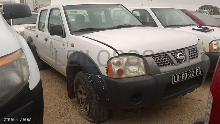 Viatura Ligeira Nissan Hardbody CD