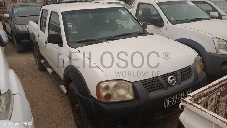 Viatura Ligeira Nissan Hardbody CD