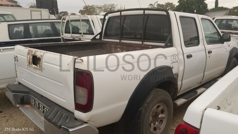 Viatura Ligeira Nissan Hardbody CD
