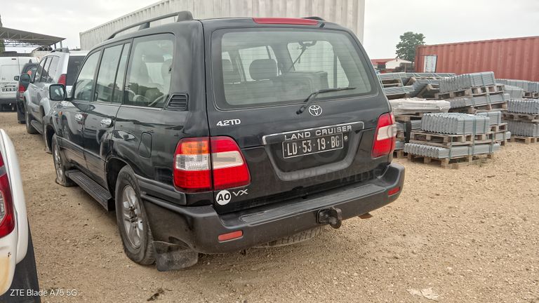Jipe Toyota Land Cruiser VX