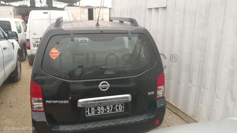 Jipe Nissan Pathfinder
