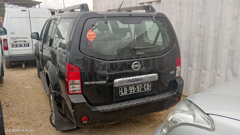 Jipe Nissan Pathfinder