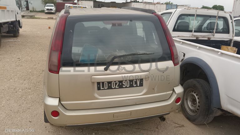 Jipe Nissan X-Trail