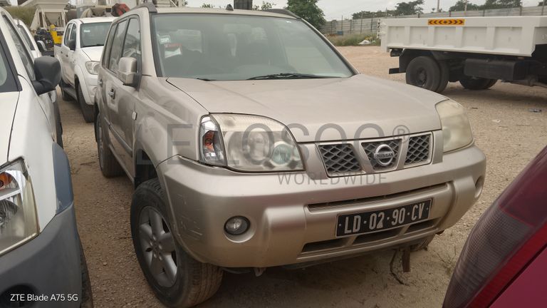 Jipe Nissan X-Trail