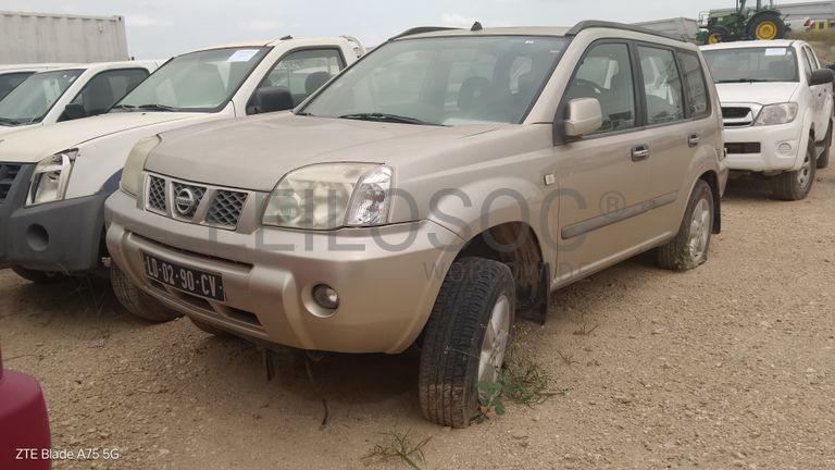Jipe Nissan X-Trail
