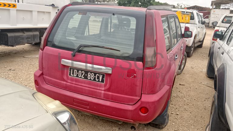 Jipe Nissan X-Trail