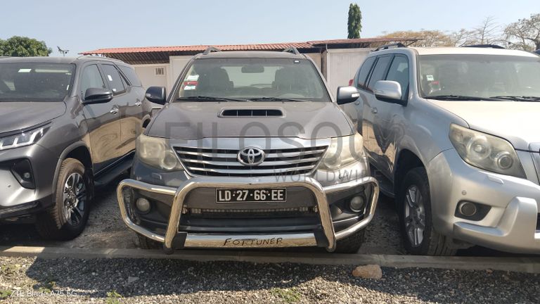 JipeToyota Fortuner