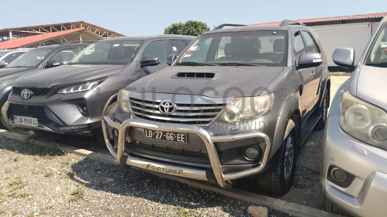 JipeToyota Fortuner