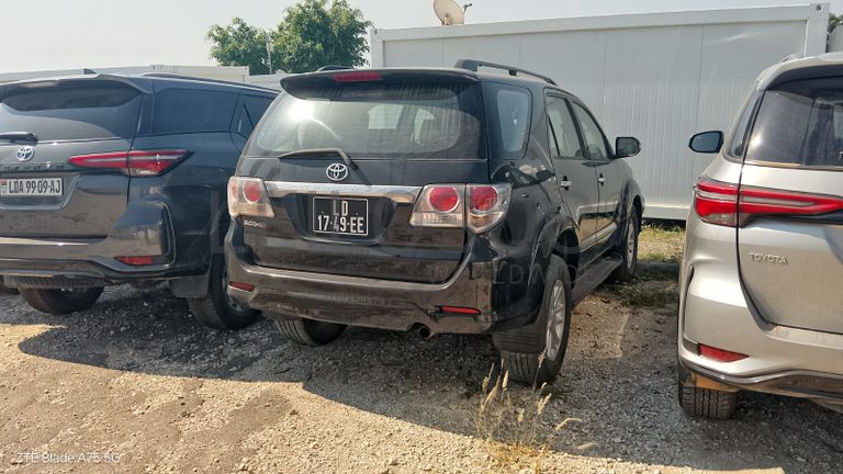 JipeToyota Fortuner