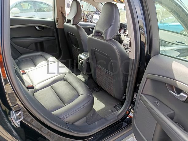 Volvo XC70 D4 · Ano 2020