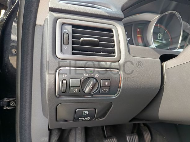 Volvo XC70 D4 · Ano 2020