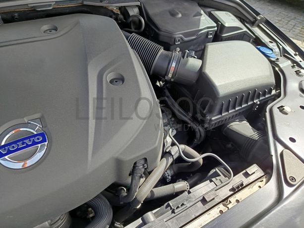 Volvo XC70 D4 · Ano 2020